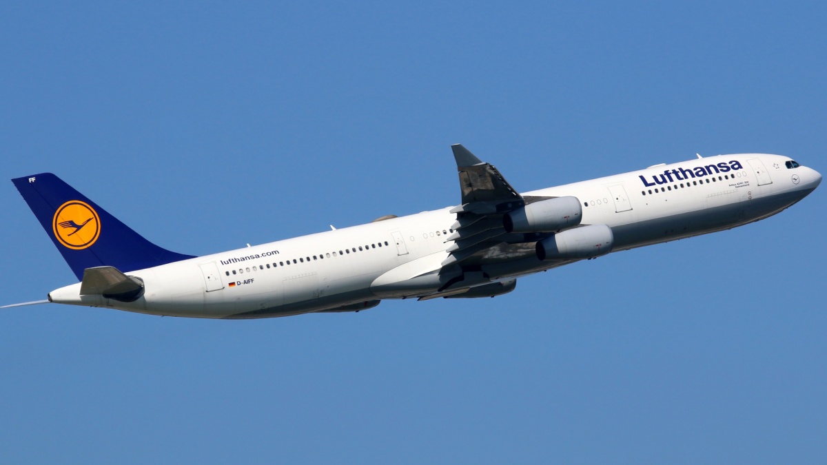 Dėl pilotų streiko „Lufthansa“ atšaukė šimtus skrydžių iš Vokietijos oro uostų