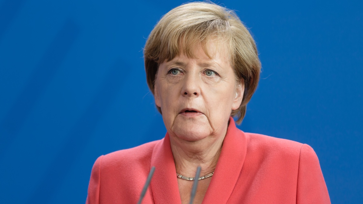 A. Merkel: V. Putino branduolinius grasinimus reikia vertinti rimtai