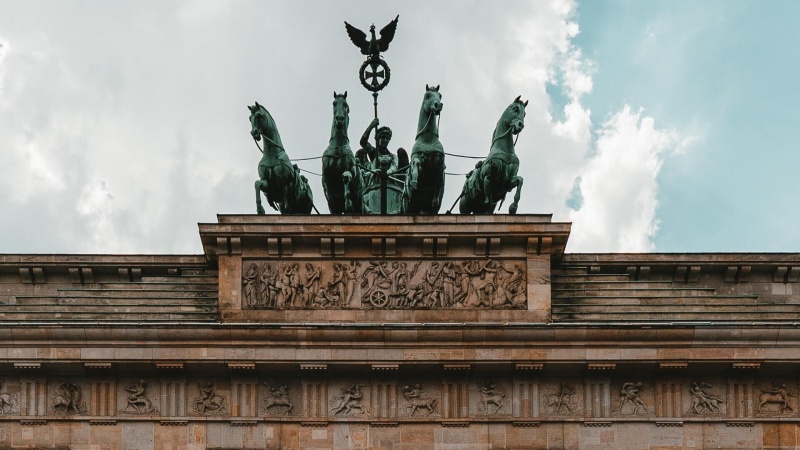 Berlynas pasiskiepijusiems asmenims suteiks daugiau laisvių
